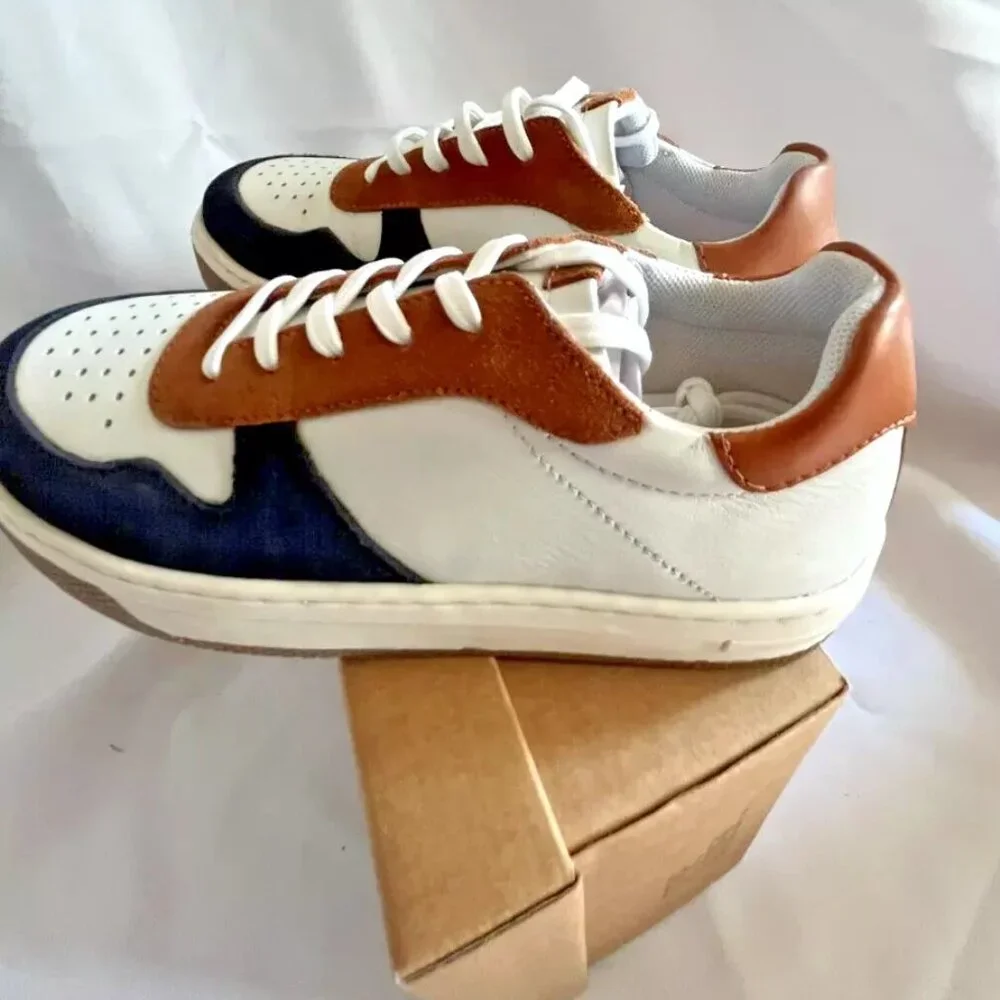 NIB Steve Madden Kids Shoes Sneakers Size US 2 Leather Upper Lace-Up‎ Vamp